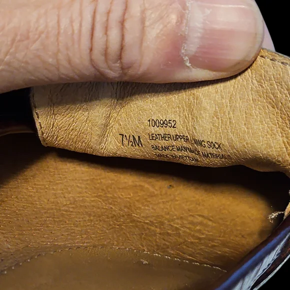 Sofft Brown Leather Low Heel Slip-On Loafers w/Buckle - Picture 6 of 6